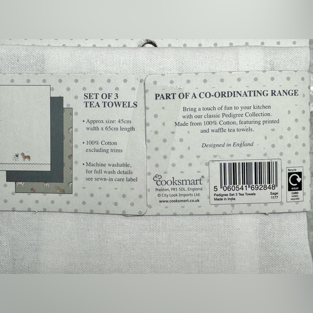 New Dog Theme Kitchen Tea Towels Set of 3 - Dachshund, Pug, Bulldog, Beagle - Picture 8 of 8